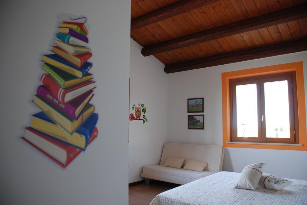 Gasthaus Briciola Di Sole Grottammare Zimmer foto